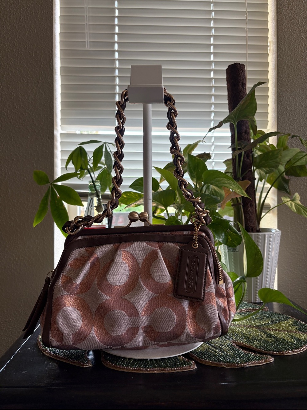 Coach Signature Kiss-Lock Chain Shoulder Bag in Brown/Tan - Picture 3 of 7